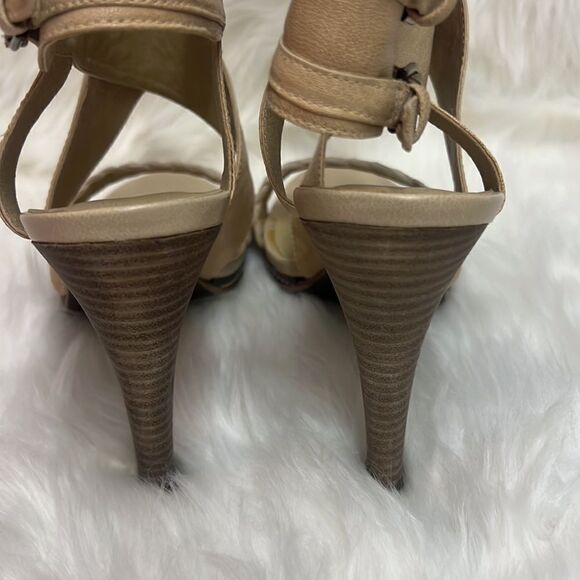 LEVITY Suede Soft Leather Eucalipto Tory Taupe Braided Crisscross Heels BIN 13 - Picture 10 of 10